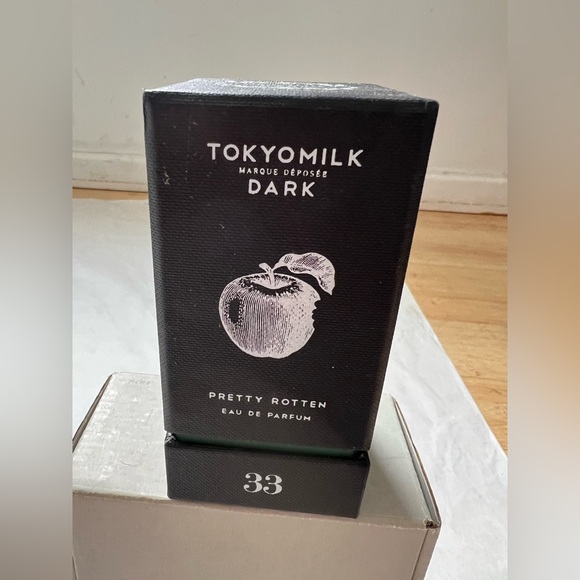 TokyoMilk Dark Pretty Rotten Perfume Spray 33 Eau De Parfum 1.6oz Retired - Picture 3 of 6